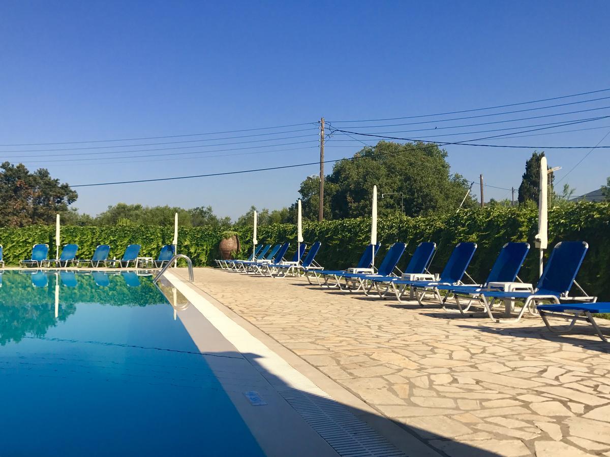 Ccb Bruskos Hotel Agios Georgios  Dış mekan fotoğraf