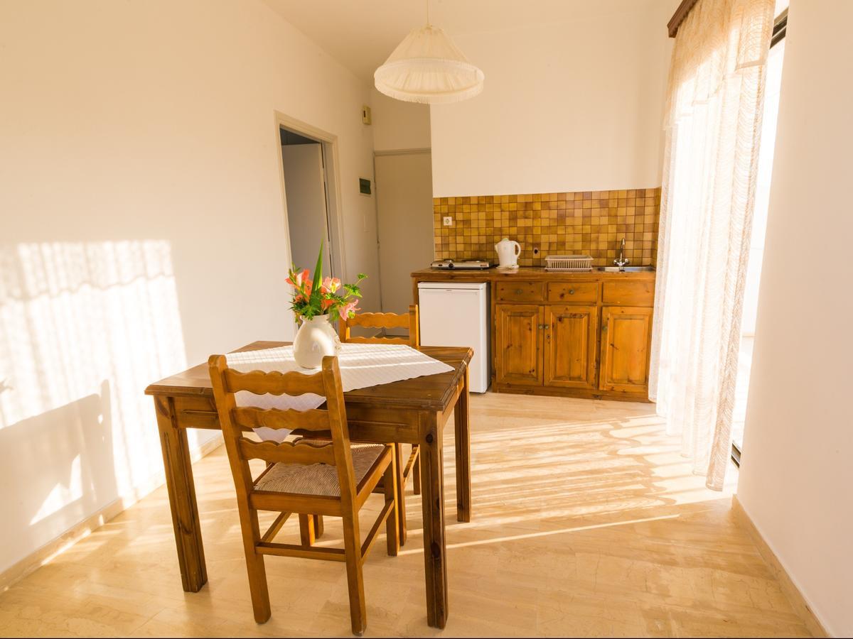 Ccb Bruskos Hotel Agios Georgios  Dış mekan fotoğraf